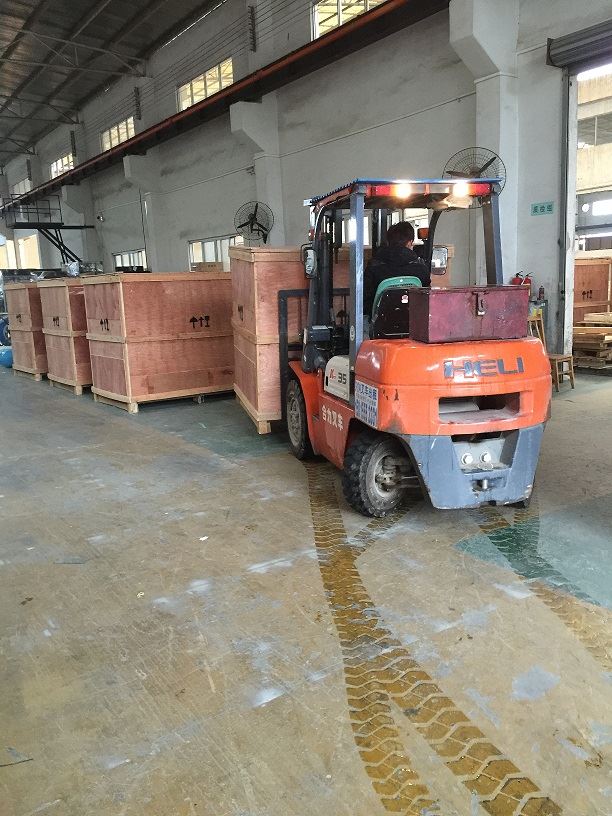 กำลังโหลดสินค้าไปยังแอฟริกาใต้